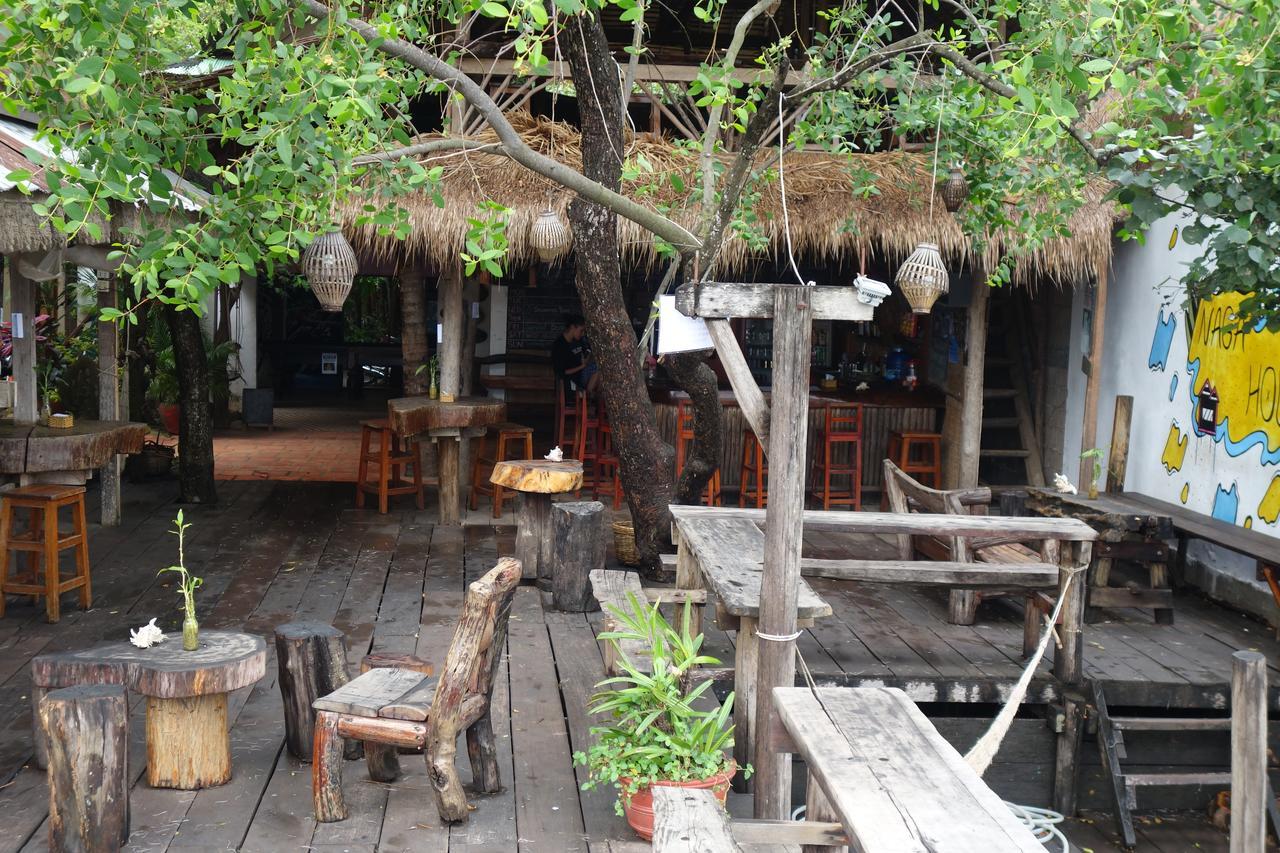Naga House Kampot 호텔 외부 사진