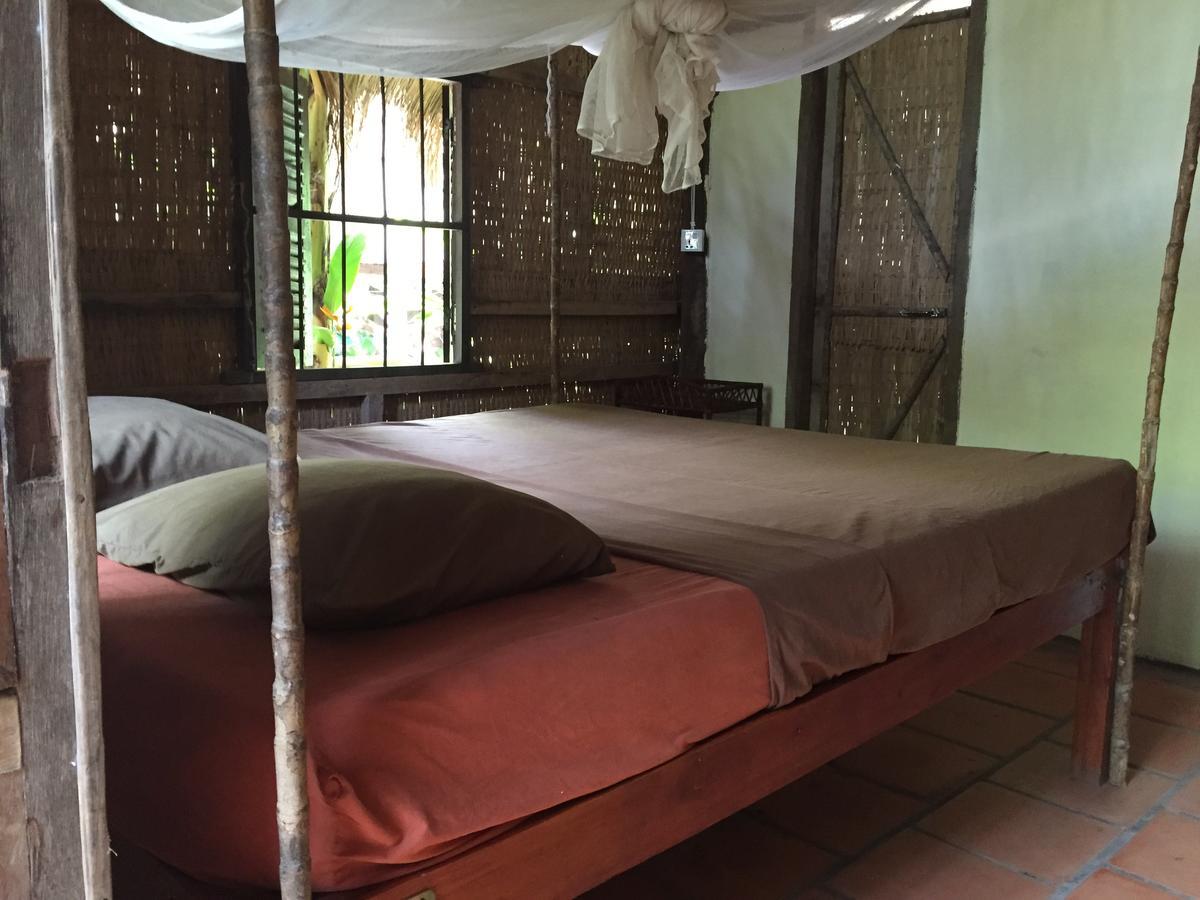 Naga House Kampot 호텔 외부 사진