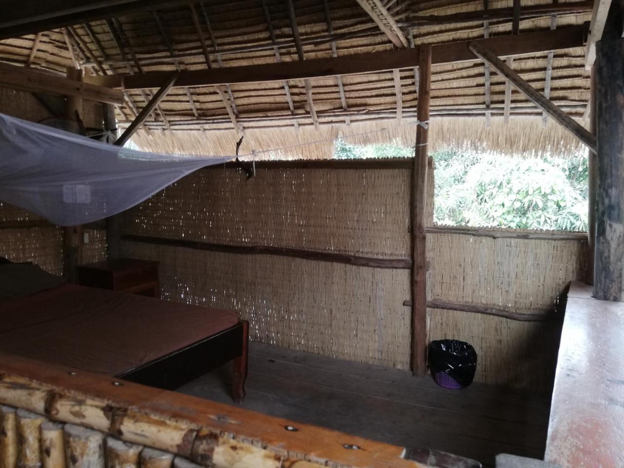 Naga House Kampot 호텔 외부 사진
